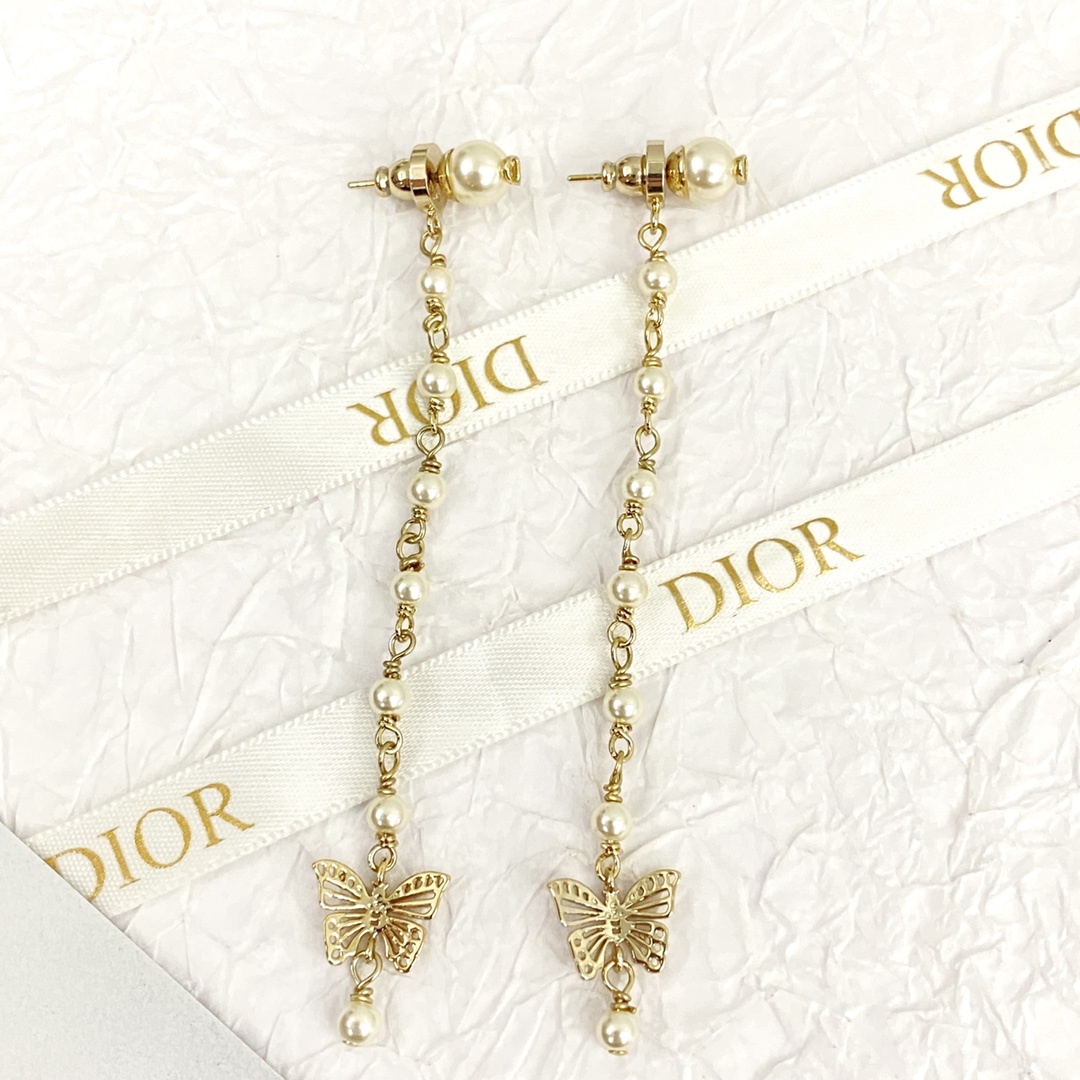 Christian Dior Earrings - Click Image to Close